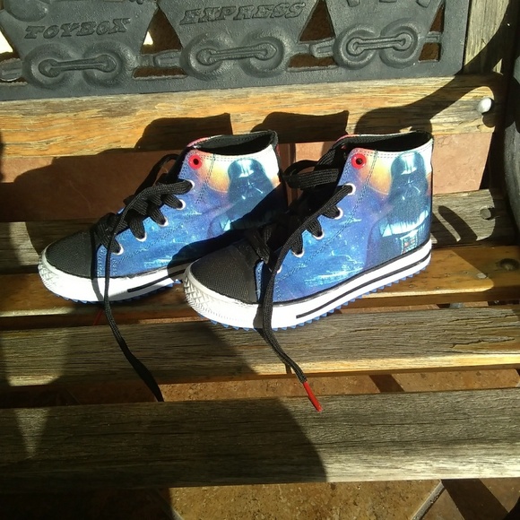Star wars Skechers high tops - Picture 2 of 7